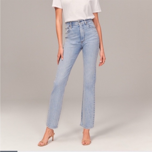 Abercrombie & Fitch 90s Slim Straight Ultra High Rise Jeans Light Wash Sz 30/10 - Picture 1 of 6